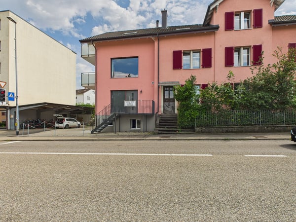 Attraktive Laden- oder Atelierfläche mit moderner Küche an zentraler Lage in Frauenfeld (TG) 1