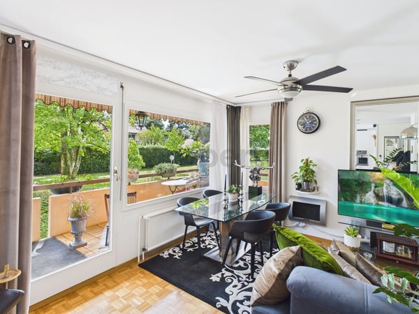 Appartement exclusif de 1.5 pièces à Saint-Sulpice avec balcon 1