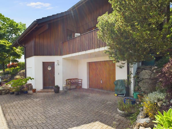 Modernes 1.5-Zimmer-Reihenhaus mit Garten in Niederbipp 1