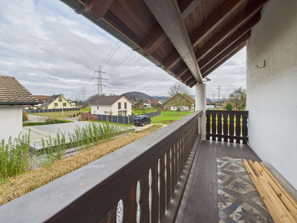 Grosszügiges 1-Zimmer-Einfamilienhaus mit Garten in Eiken 11