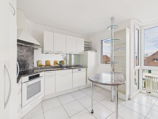 Ruhige 1.5-Zimmer-Wohnung mit Terrasse in Spiegel b. Bern 2