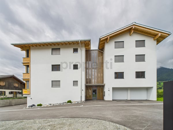 Schöne 1.5-Zimmer Maisonette-Neubauwohnung mit Berg- und Seeblick in Brigels 10