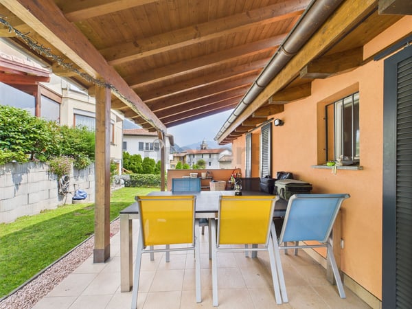 Splendida casa bifamiliare 4,5 locali + 2.5 locali a Sigirino 11