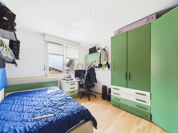 Splendida casa bifamiliare 4,5 locali + 2.5 locali a Sigirino 8