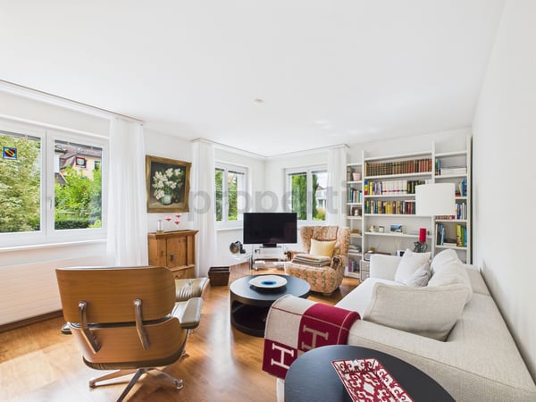 Grosszügiges Einfamilienhaus in Rorschach 2