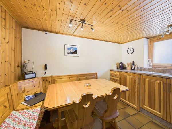 Appartement 1.5 plein de charme à Corin, Crans-Montana 5