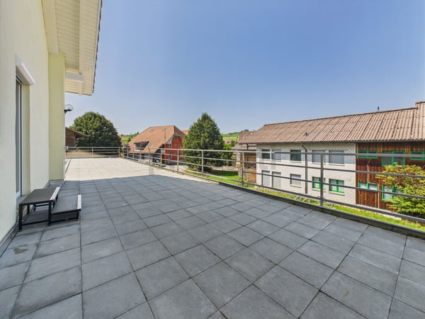 Grosszügige 1.5-Zimmer-Wohnung mit traumhafter Dach-Terrasse in Affoltern im Emmental 9