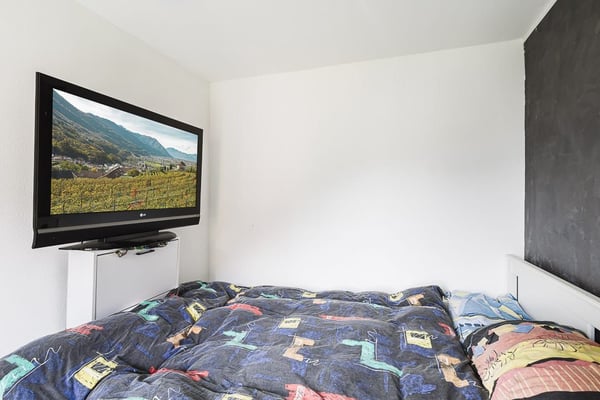 Casa unifamiliare con due unità abitative indipendenti a Mezzovico-Vira, ammessa residenza secondaria. 11