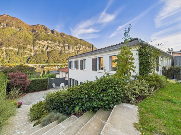 Luminosa villa unifamiliare con 1.5 locali a Riva San Vitale, TI 2