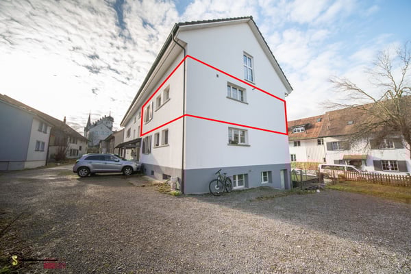 Ruhige 1.5-Zimmer Wohnung mit idealer Lage nahe Zentrum von Bürglen 2