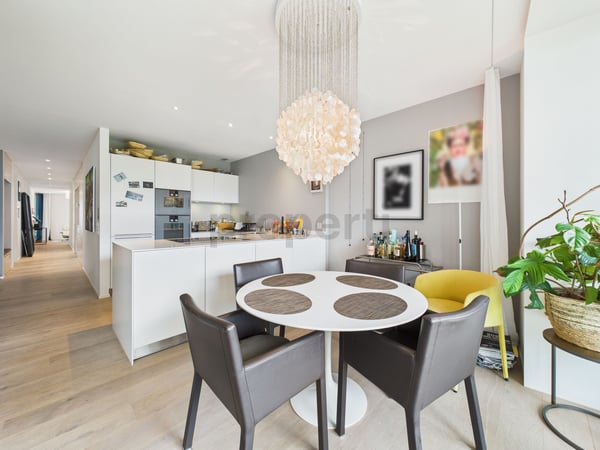 Modernes und sonniges Wohnungserlebnis im Metropolitan komplett möbliert 5