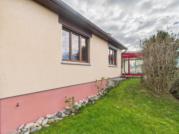 Casa indipendente con ottimo potenziale in zona tranquilla a Breggia 4