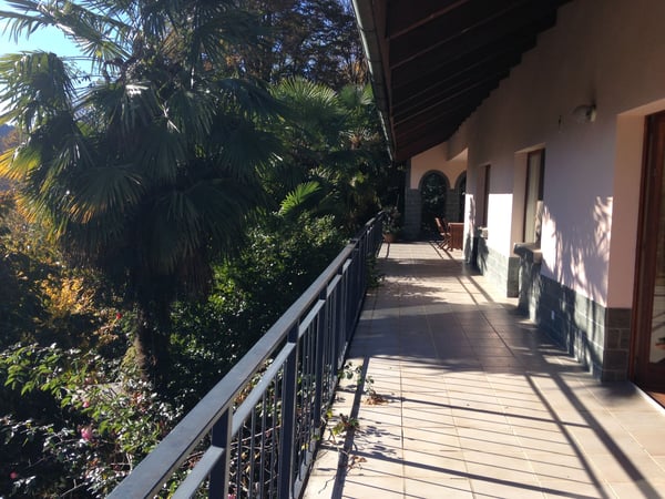 Splendida Casa Plurifamiliare in Vendita su Tre Livelli con Investimento Garantito 5