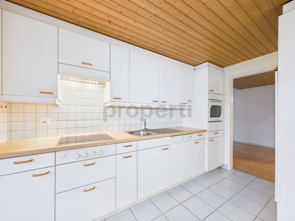 Charmante 1.5-Zimmer Maisonette-Wohnung in Mollis 4