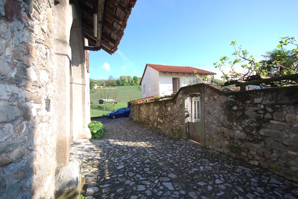 Accogliente casa indipendente di 1.5 locali in posizione privilegiata a S. Pietro di Stabio, 7