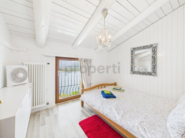 Affascinante villa con appartamento per ospiti e vista panoramica sul Lago Maggiore 8