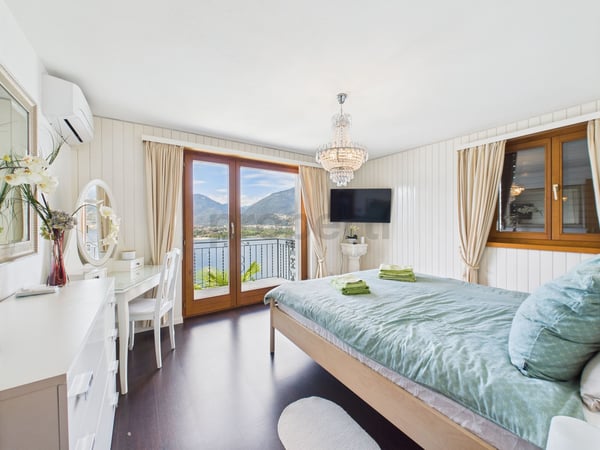 Affascinante villa con appartamento per ospiti e vista panoramica sul Lago Maggiore 6