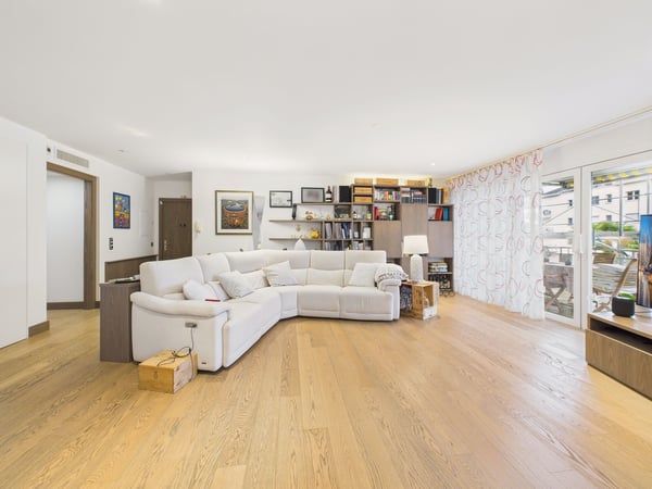 Luminoso appartamento 1.5 locali con piscina, palestra e sauna  Lugano 1