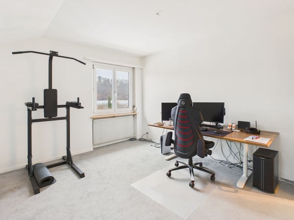 Charmante 1.5-Zimmer Dachwohnung in Lyss 6