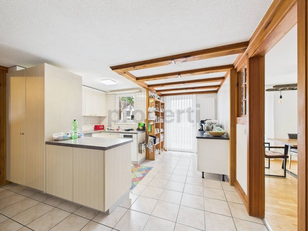 Wunderschönes 1.5-Zimmer Einfamilienhaus mit Scheune in Hefenhofen 8