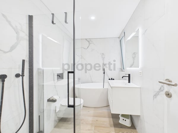 1.5 locali moderno in zona centrale strategica con vista aperta 8