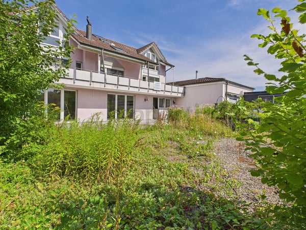 Grosszügige Villa mit Ausbaupotenzial mit Pilatusblick 1