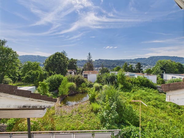 Grosszügige Villa mit Ausbaupotenzial mit Pilatusblick 8