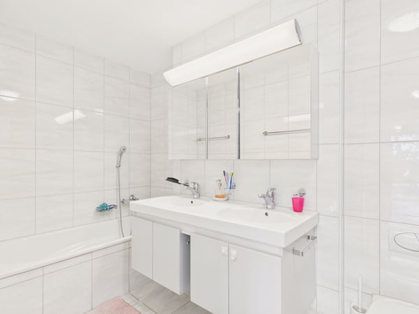 Schöne 1.5-Zimmer-Maisonette-Wohnung in der Forch  Wohnen mit unverbaubarer Aussicht 8