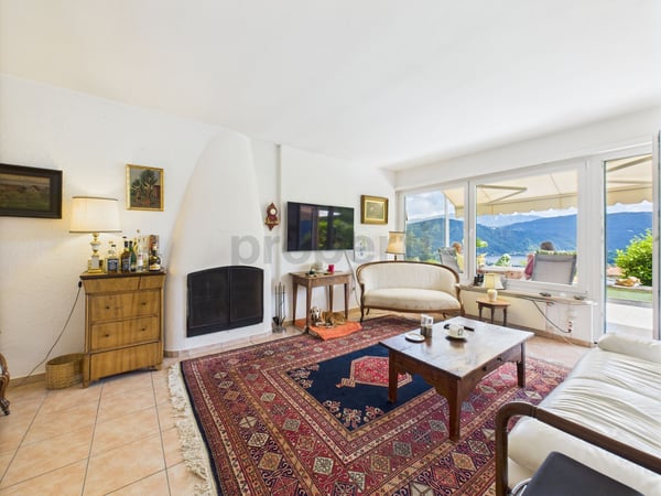 Traumhafte Villa in Pura mit herrlichem Seeblick und privatem Pool  Splendida villa a Pura con magnifica vista lago e piscina privata 2