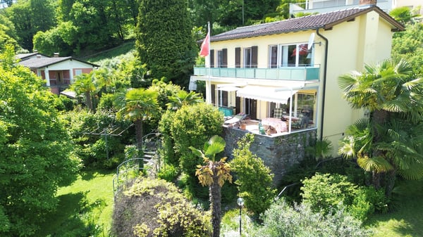 Traumhafte Villa in Pura mit herrlichem Seeblick und privatem Pool  Splendida villa a Pura con magnifica vista lago e piscina privata 12