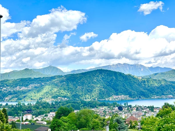 Traumhafte Villa in Pura mit herrlichem Seeblick und privatem Pool  Splendida villa a Pura con magnifica vista lago e piscina privata 11