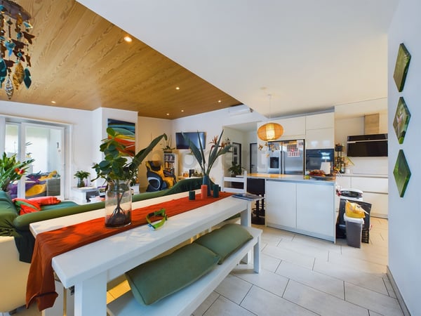 Villa da sogno con piscina a Camorino 6