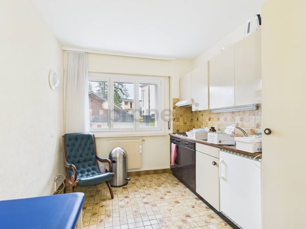 Appartement 1.5 pièces au cSur de Crans VS  charme, espace et potentiel de rénovation 4