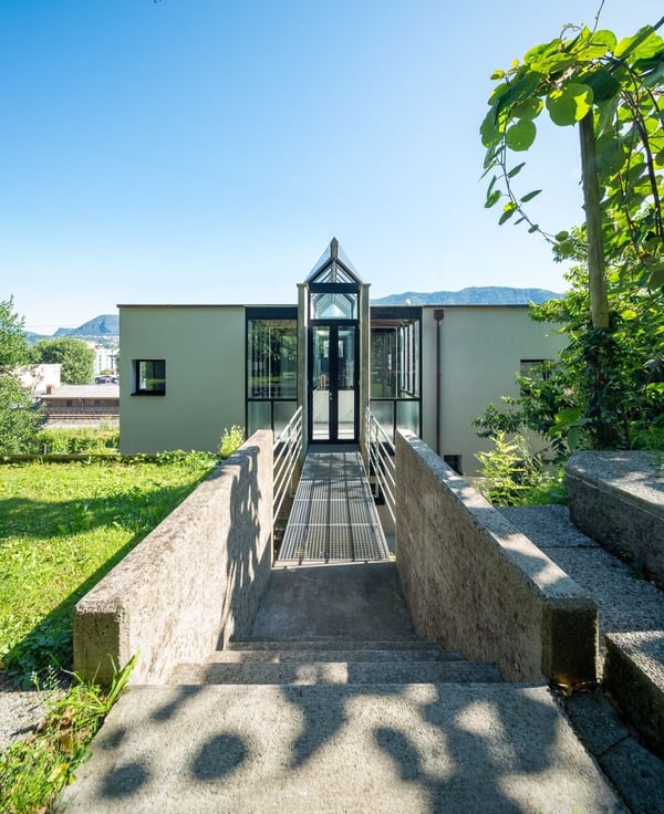 Elegante villa bifamiliare a Chiasso, Canton Ticino 1