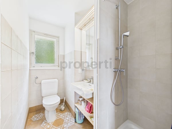 Lumineux appartement de 1.5 pièces avec vue imprenable sur le lac à Chexbres 9