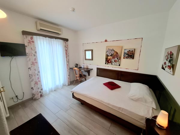 Benvenuti in questo esclusivo hotel storico nel cuore del Canton Ticino! 7