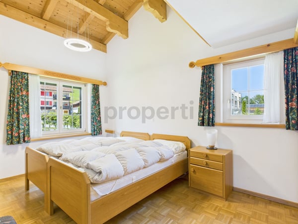 Willkommen in Valens! Zu verkaufen stilvolle 1.5 Zimmer Wohnung mit schönem Bergblick 5
