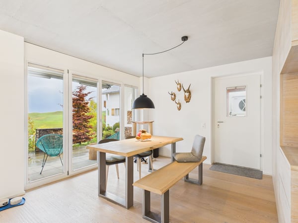 Moderne 1.5 Zimmer Wohnung mit grosszügigem Gartensitzplatz in Vattiz - der perfekte Zweitwohnsitz im Val Lumnezia 6