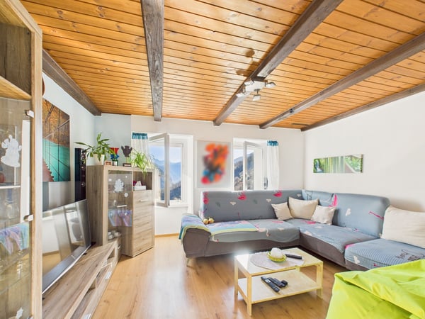 Incantevole casa unifamiliare a Marolta con ampio giardino 5