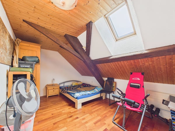 Grosszügiges Einfamilienhaus mit Garten in Koblenz 8