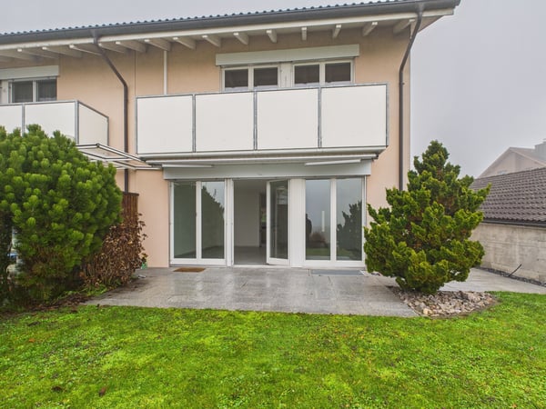 Schönes 1.5-Zimmer Einfamilienhaus mit Garten in Ottenbach 1