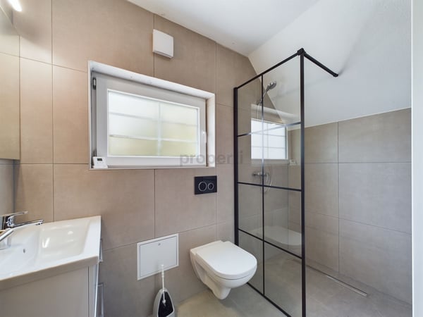 Attraktives Mehrfamilienhaus mit einer Bruttorendite von 5% 7