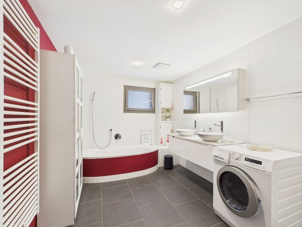 Grosszügiges Einfamilienhaus an ruhiger Lage in Bergün Filisur 11