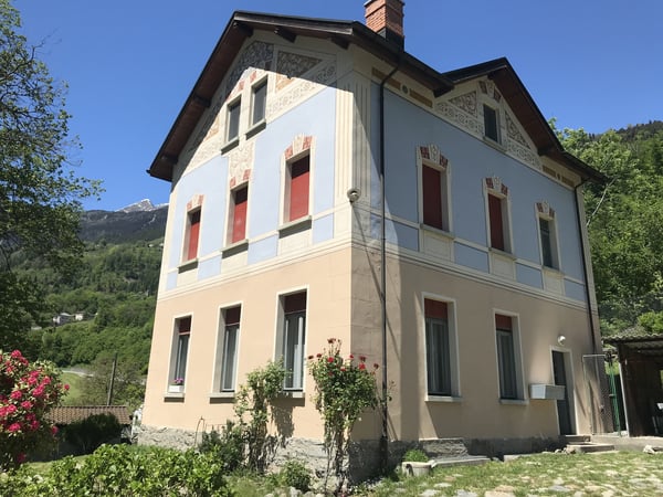 Edificio Stile Liberty immerso nel verde a Faido, ottimo investimento anche a reddito 4