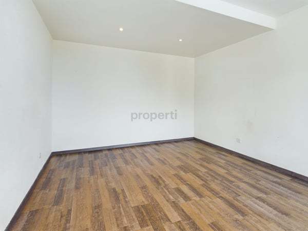 Attraktives Wohnhaus in begehrter Trogener Lage  Ihre solide Investitionsmöglichkeit 7