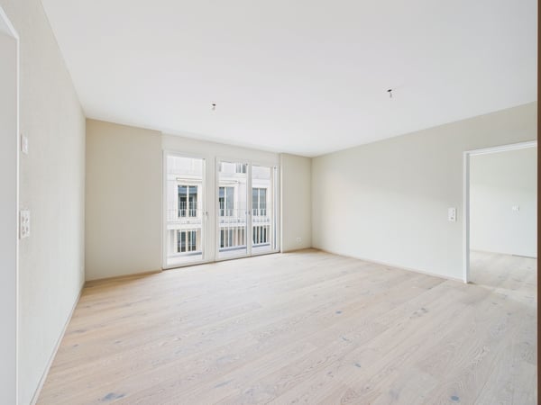 Moderne 2.5-Zimmer Wohnung mit Balkon in Chur 1