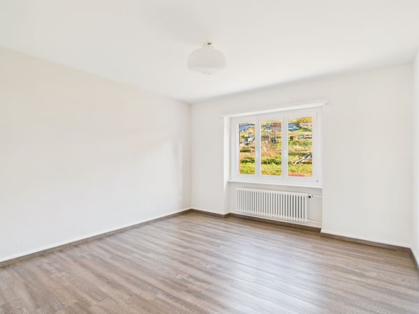 Charmant appartement 2.5 pièces avec touche moderne à Le Locle 4