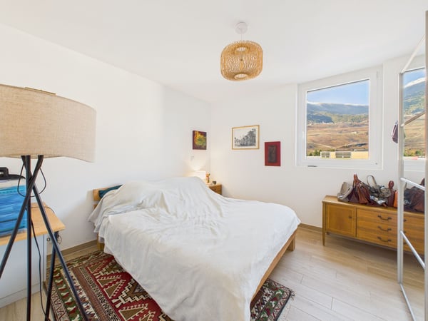 Trésor de vie moderne à Conthey avec vue imprenable sur les Alpes 5