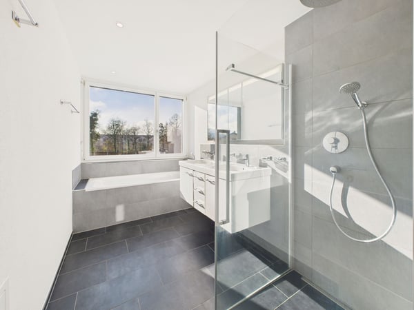 Modernisiertes Familienhaus an zentraler Lage: Raum für Ihre Zukunft! 11