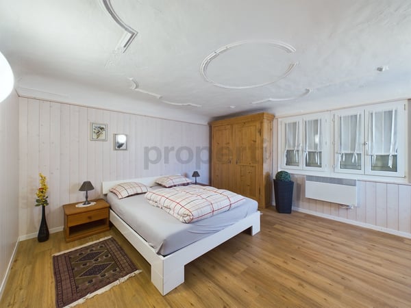 Charmantes Einfamilienhaus Mit Baulandreserve und Vorprojekt für MFH 5